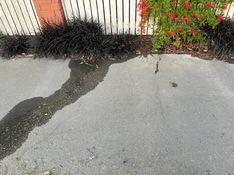 Water Leak, a report photo