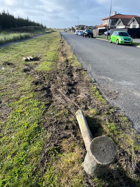Roading/Streets, a report photo