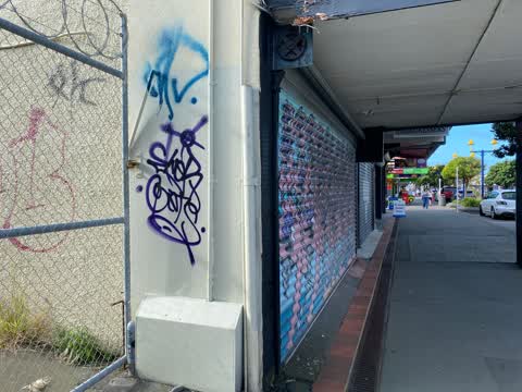 Graffiti, a report photo