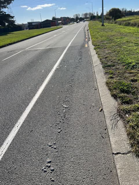 Roading/Streets, a report photo