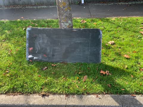 Rubbish/Recycling, a report photo
