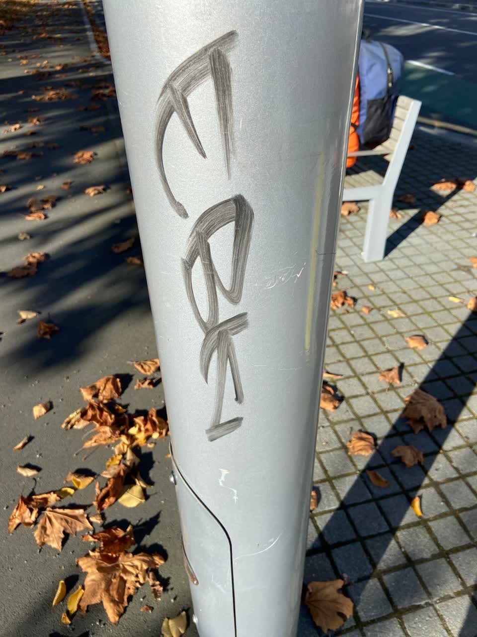 The photograph attached to this graffiti report