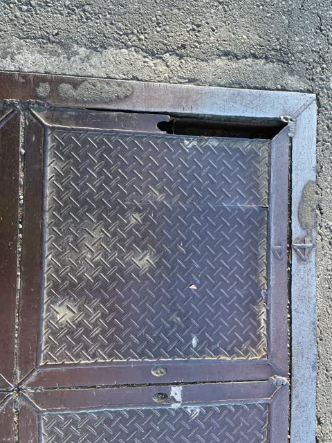 Roading/Streets, a report photo