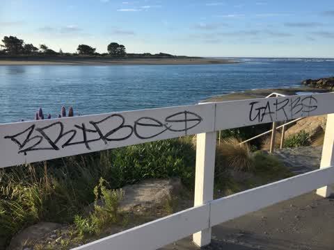 Graffiti, a report photo