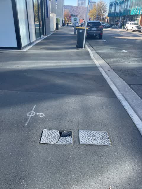 Roading/Streets, a report photo