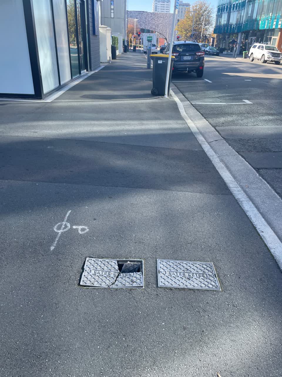 The photograph attached to this roading/streets report