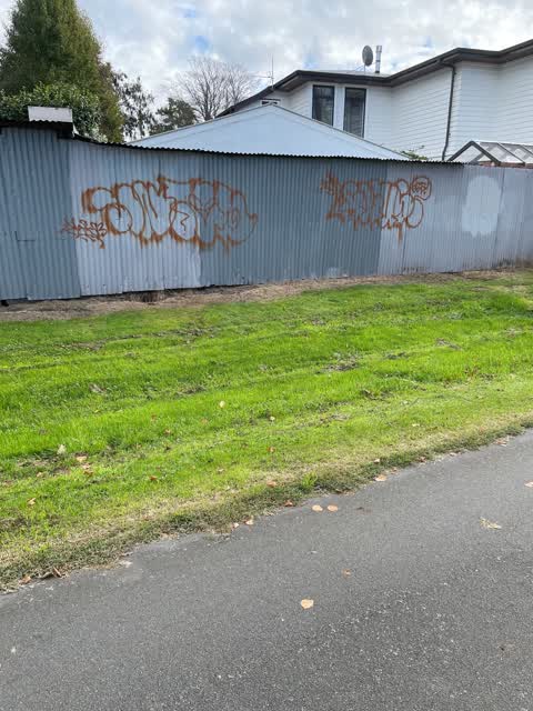 Graffiti, a report photo