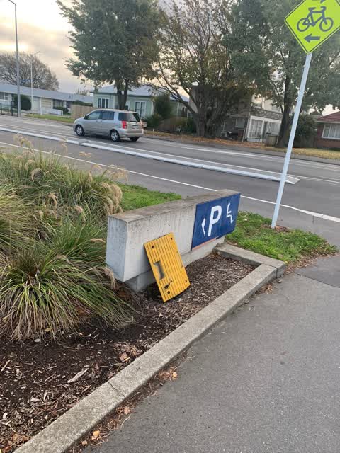 Roading/Streets, a report photo