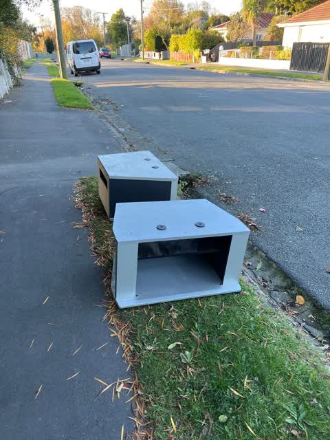 Rubbish/Recycling, a report photo