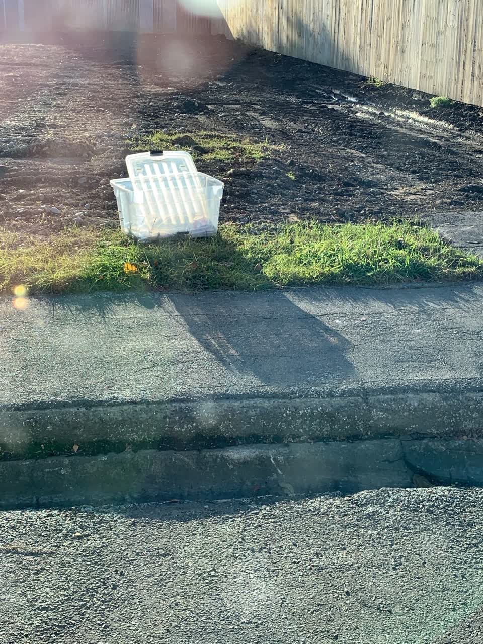 The photograph attached to this rubbish/recycling report