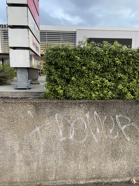 Graffiti, a report photo