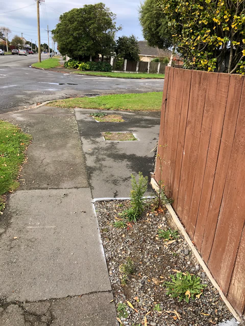 The photograph attached to this roading/streets report