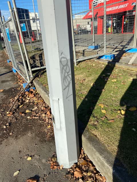 Graffiti, a report photo