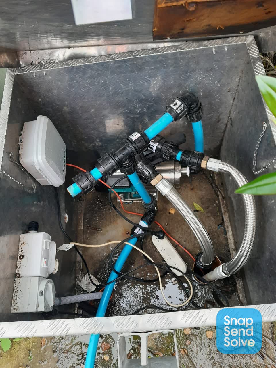 The photograph attached to this water supply report