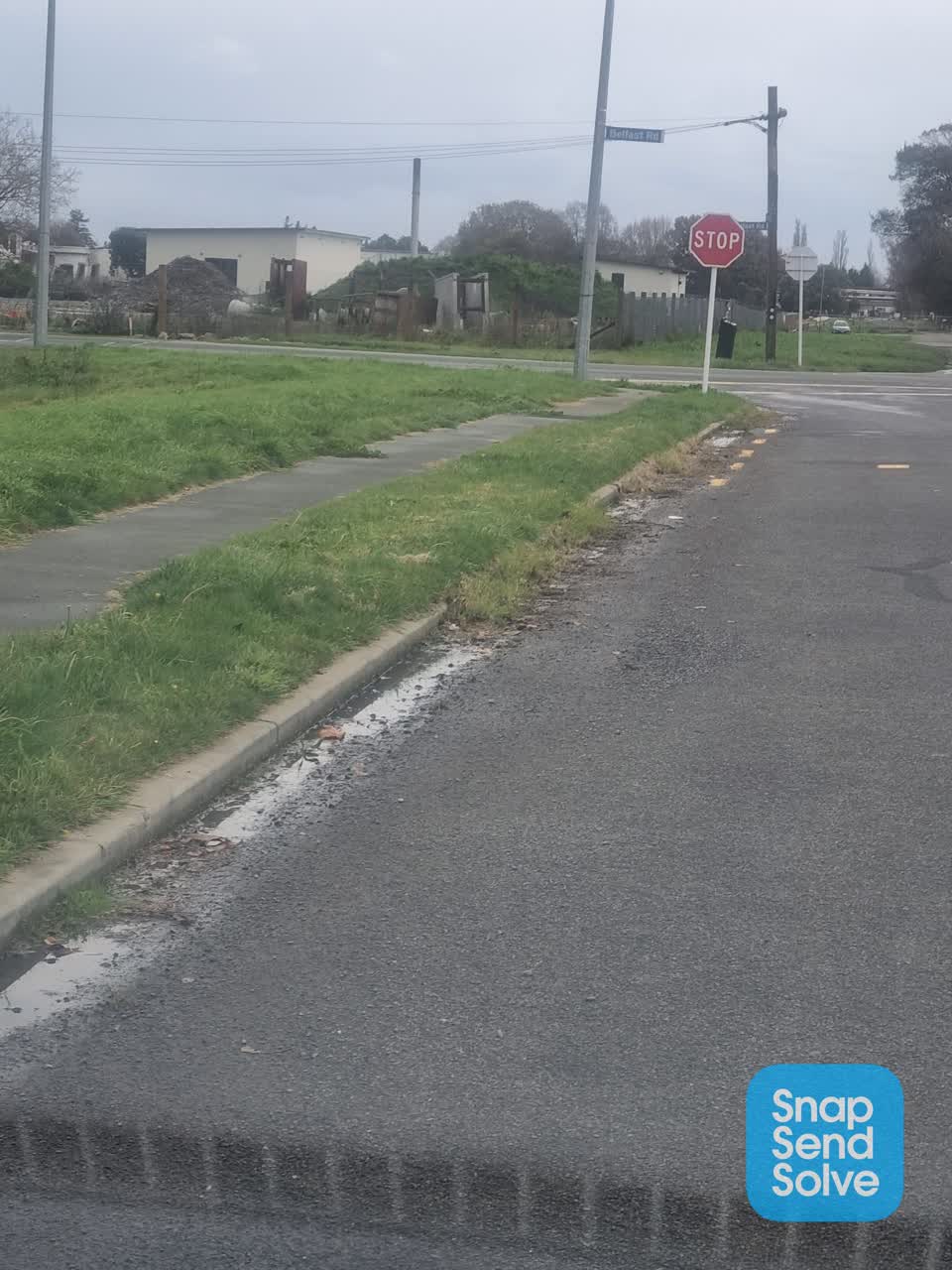 The photograph attached to this roading/streets report
