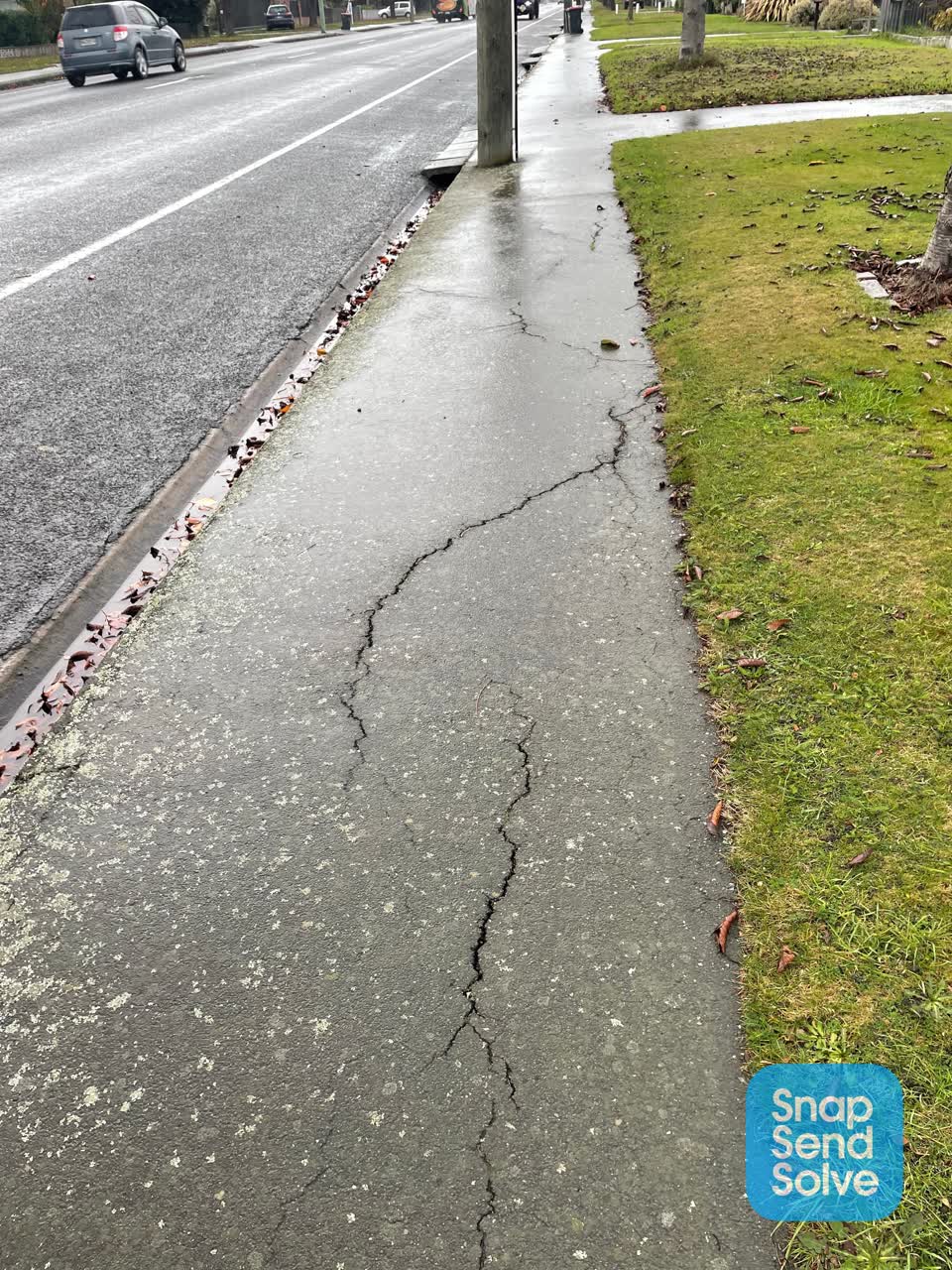 The photograph attached to this roading/streets report