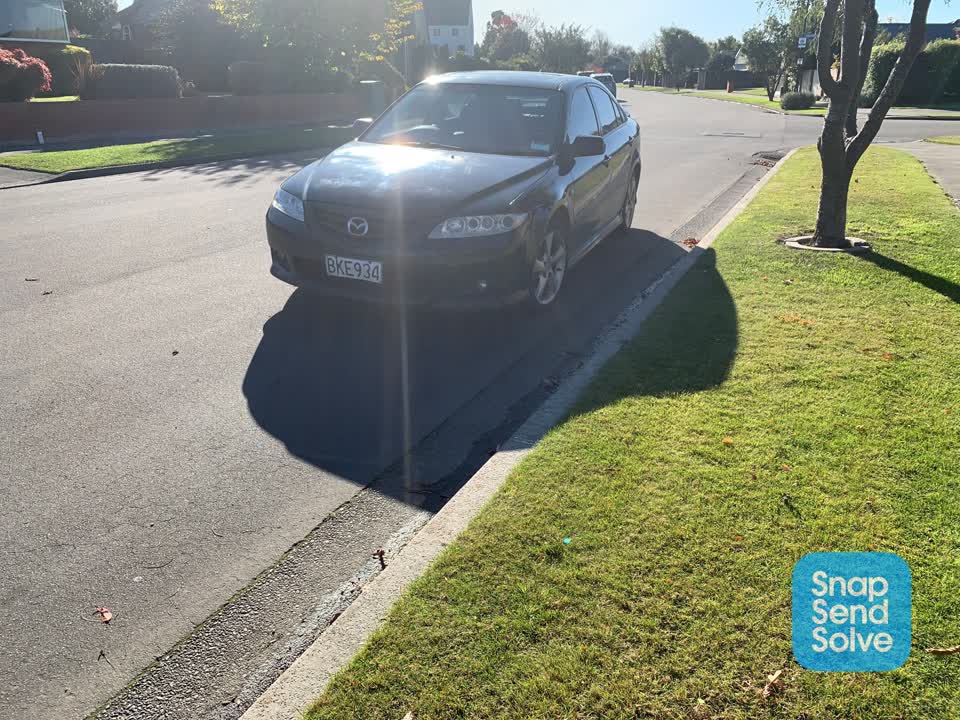 The photograph attached to this roading/streets report