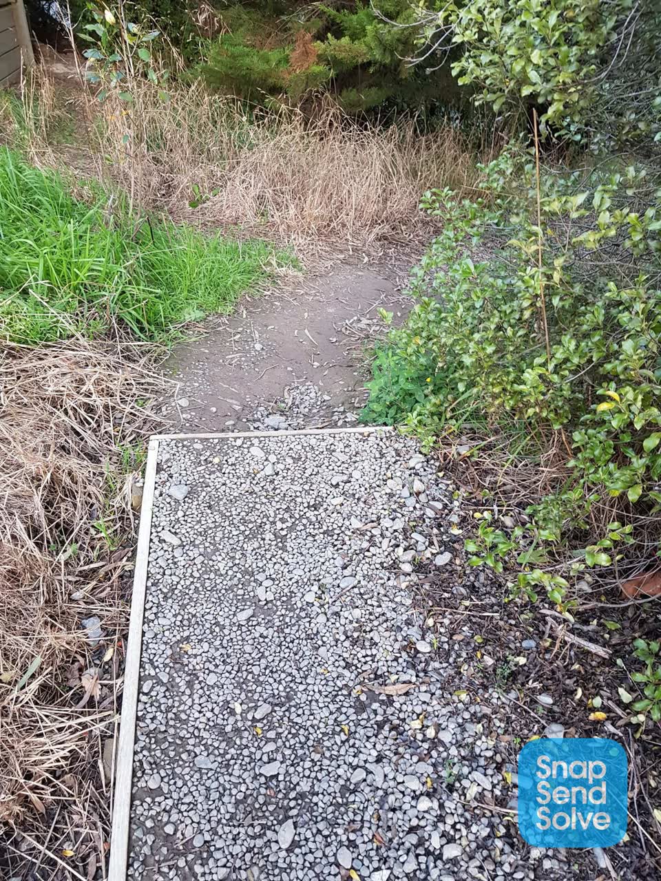 The photograph attached to this roading/streets report