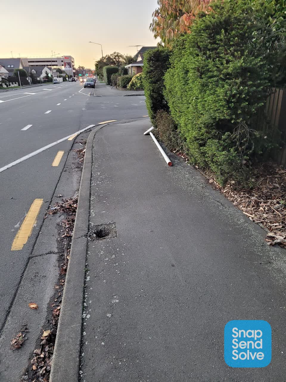 The photograph attached to this roading/streets report