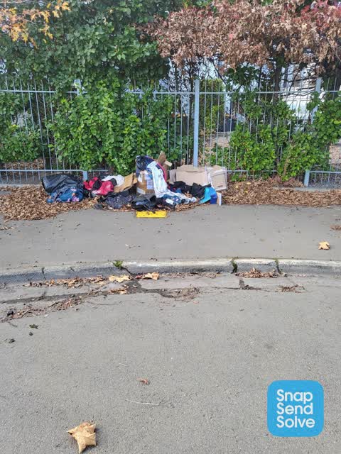 Rubbish/Recycling, a report photo