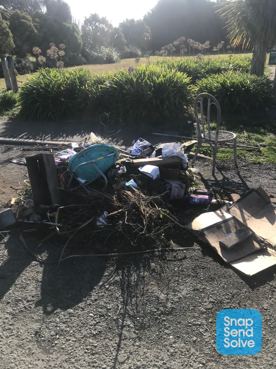 The photograph attached to this rubbish/recycling report