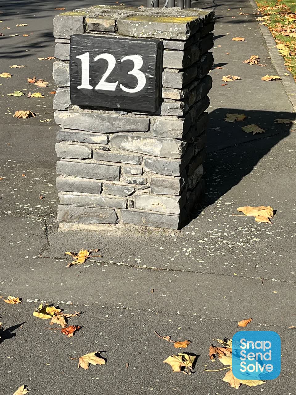 The photograph attached to this roading/streets report