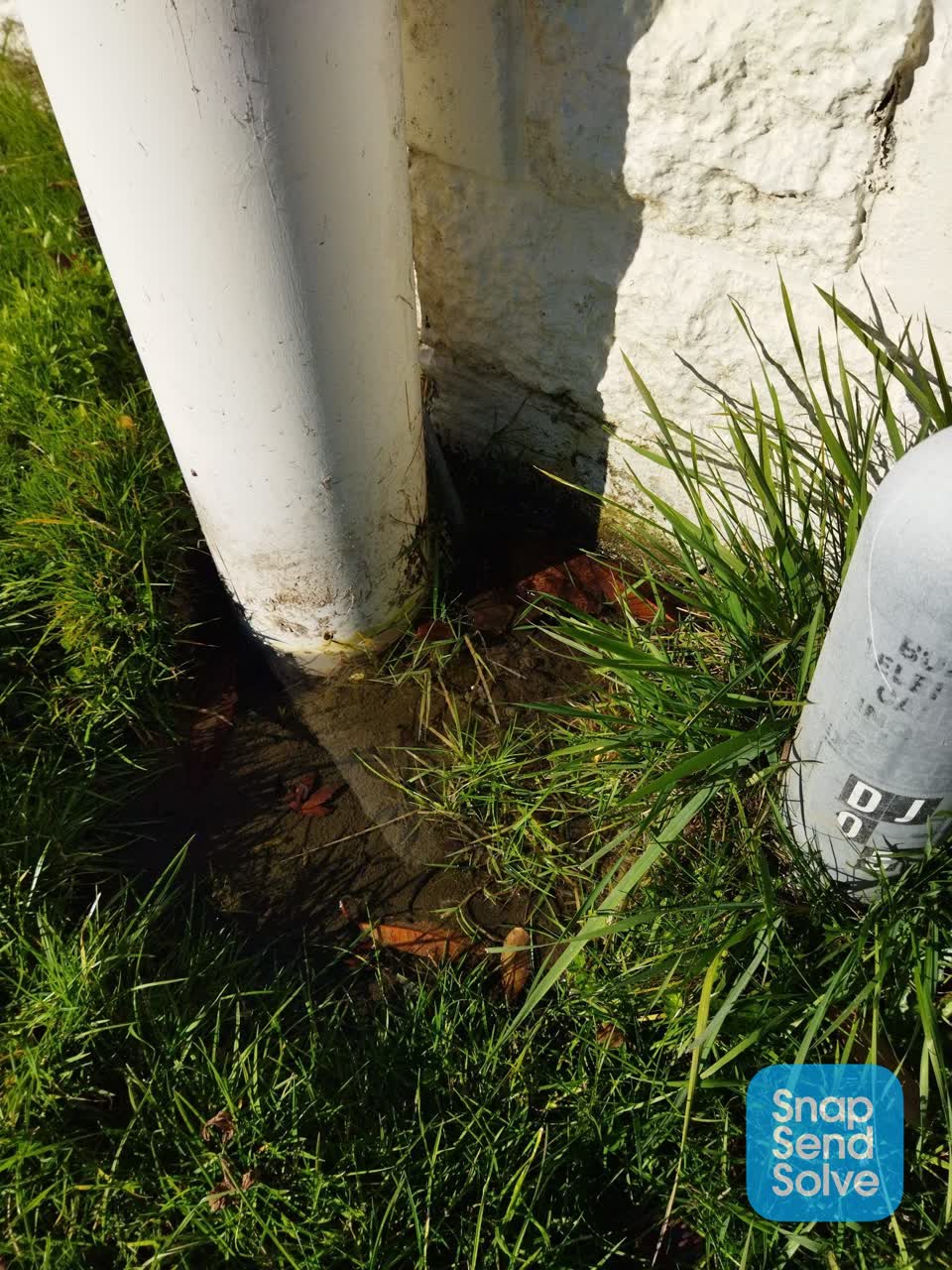 The photograph attached to this water leak report