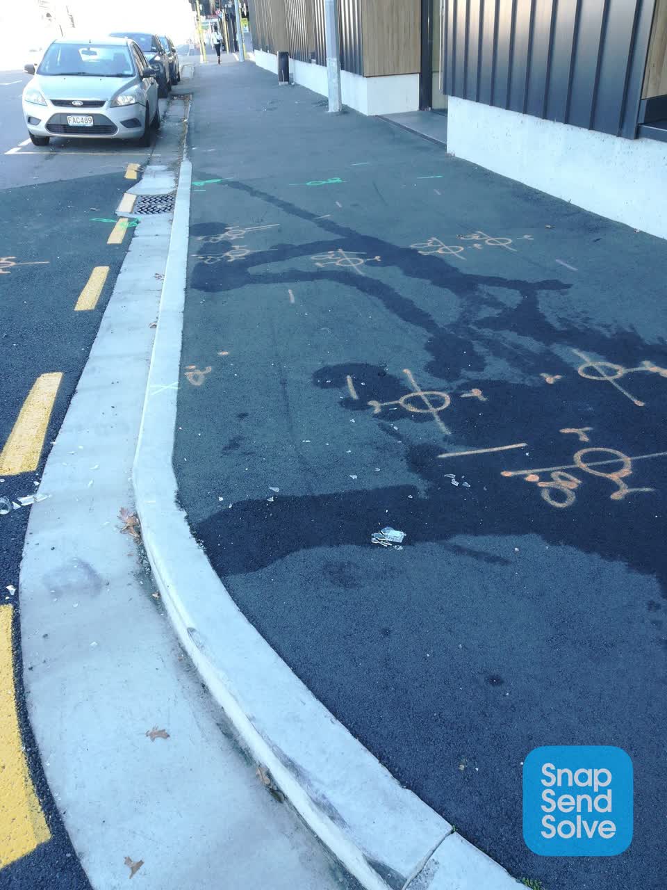 The photograph attached to this roading/streets report