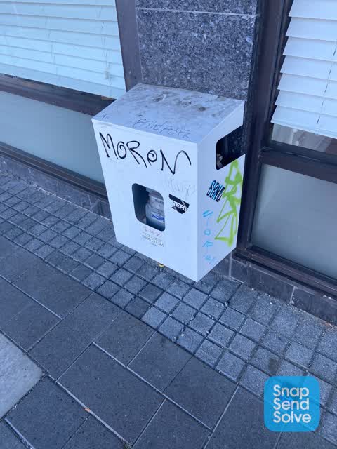 Graffiti, a report photo