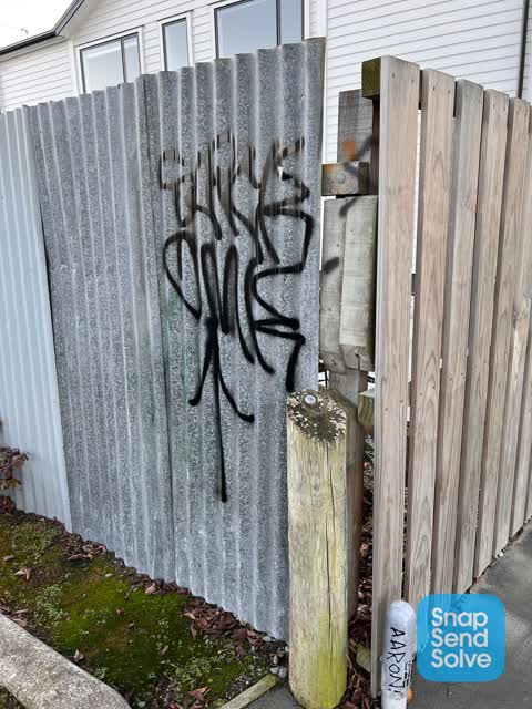 Graffiti, a report photo