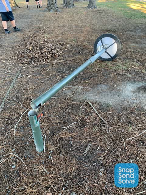 Street Light Outage, a report photo