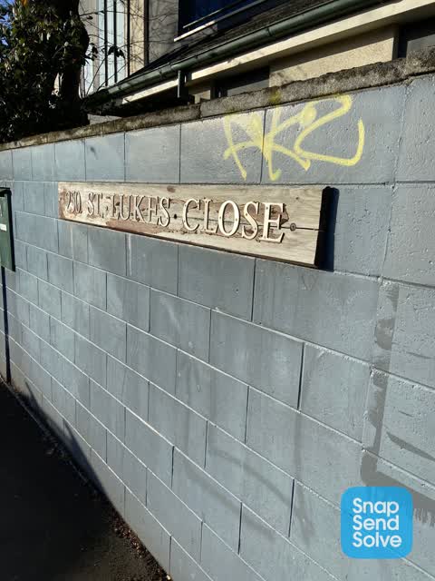 Graffiti, a report photo