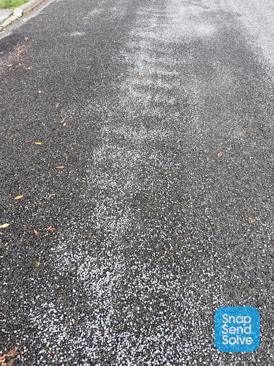 The photograph attached to this roading/streets report
