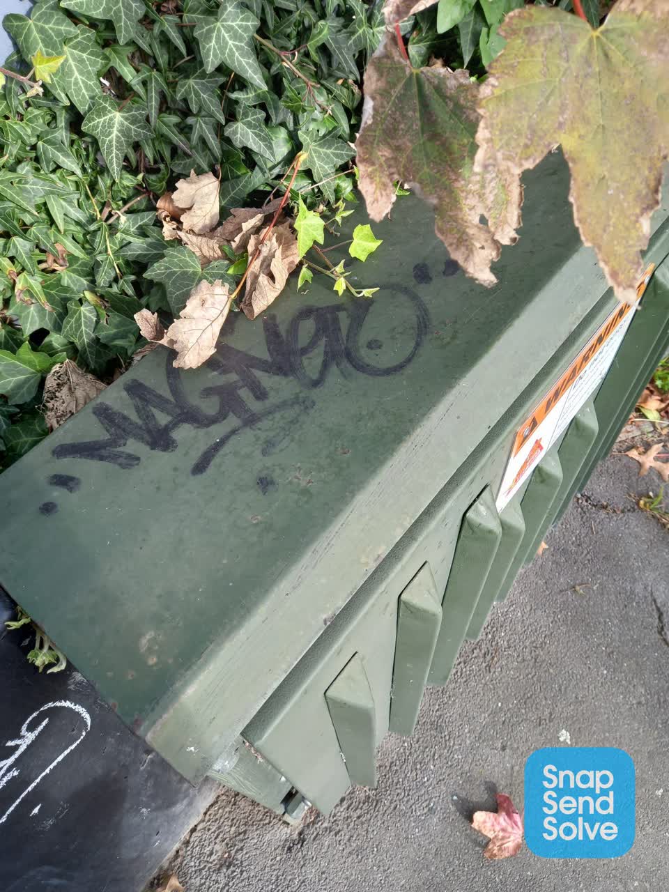 The photograph attached to this graffiti report