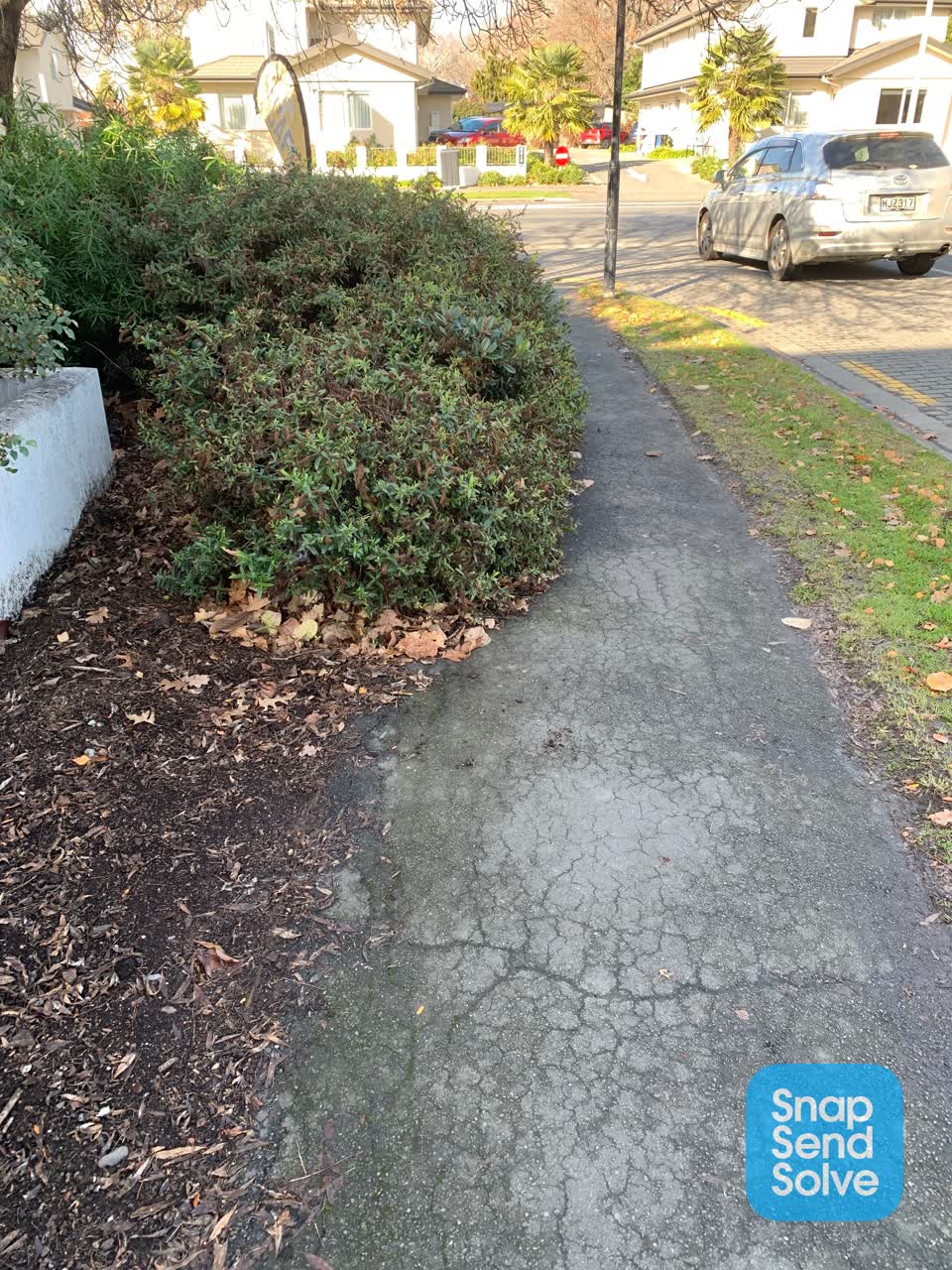 The photograph attached to this roading/streets report