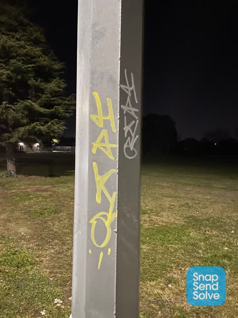 Graffiti, a report photo