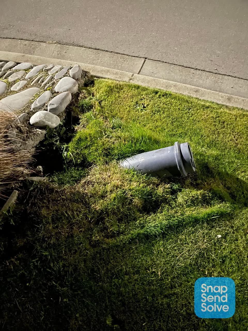 The photograph attached to this roading/streets report