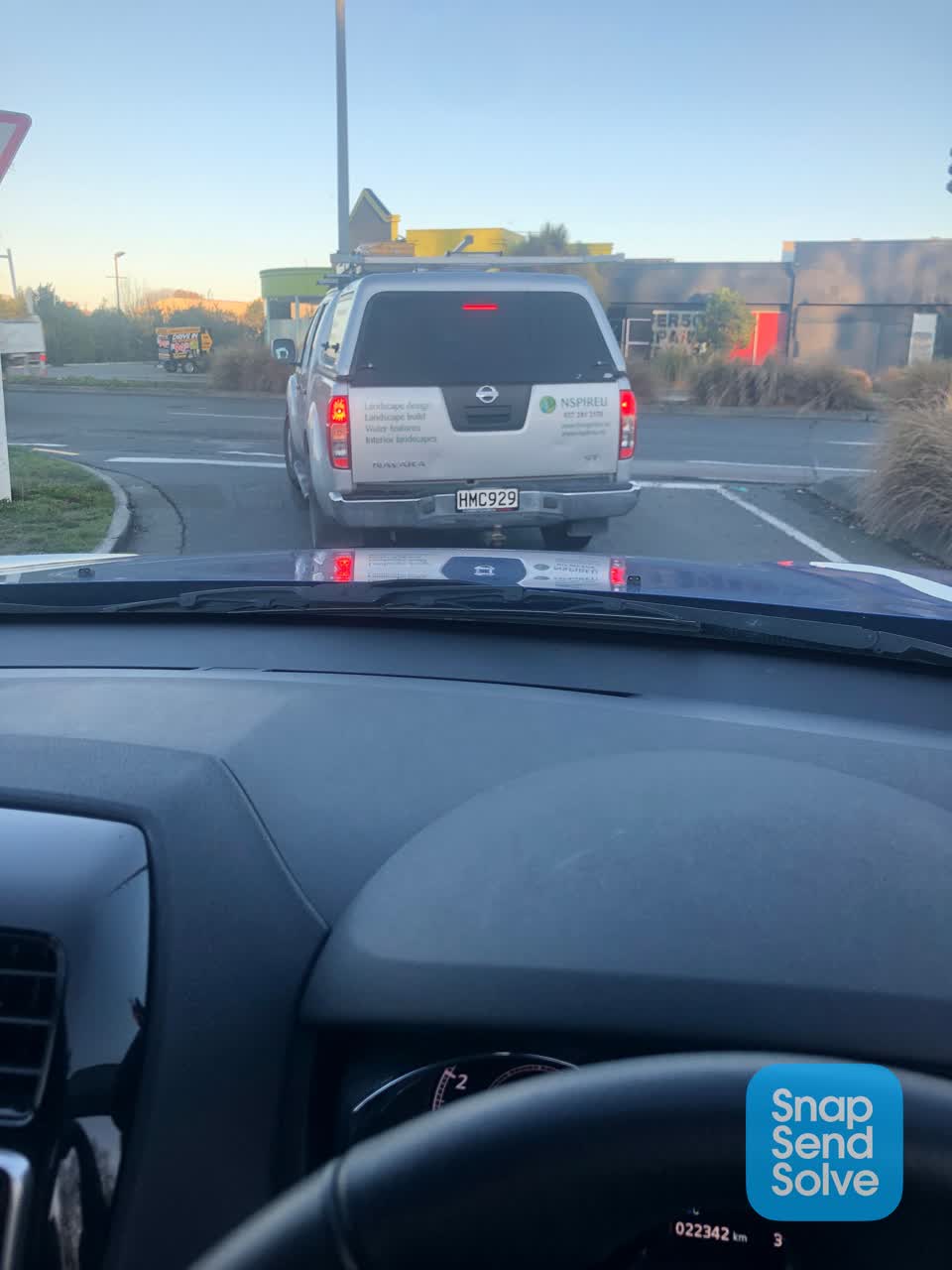 The photograph attached to this roading/streets report