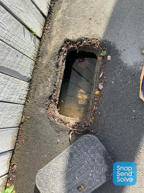 Water Leak, a report photo
