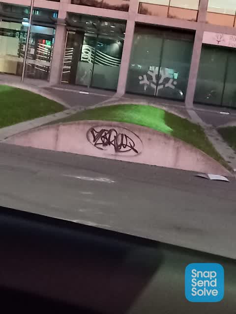 Graffiti, a report photo