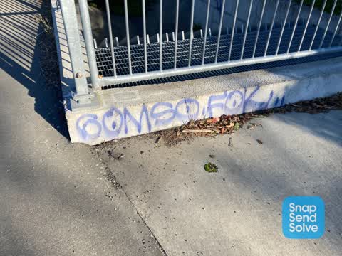Graffiti, a report photo