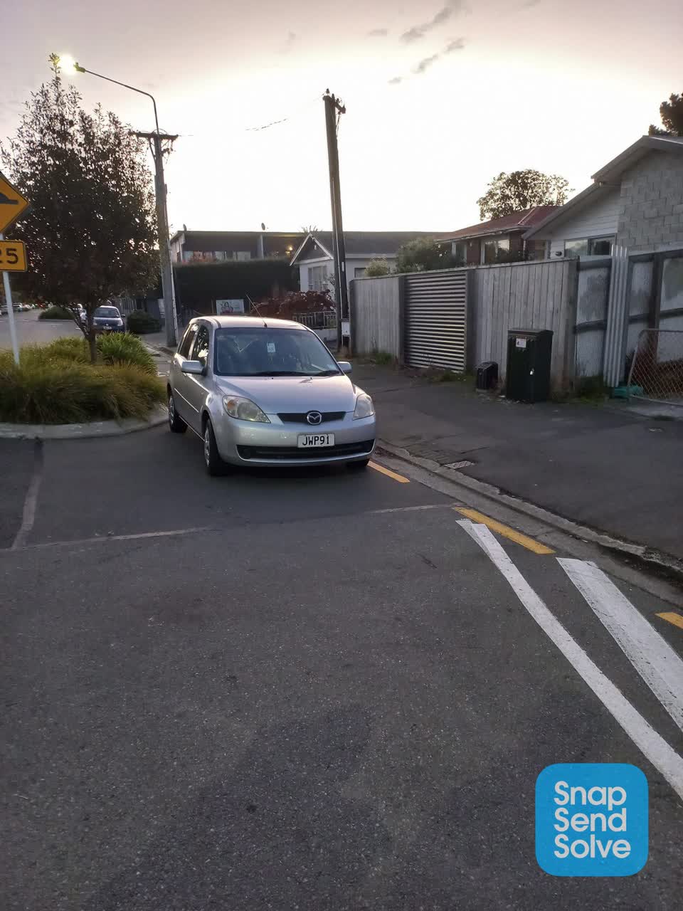 The photograph attached to this roading/streets report