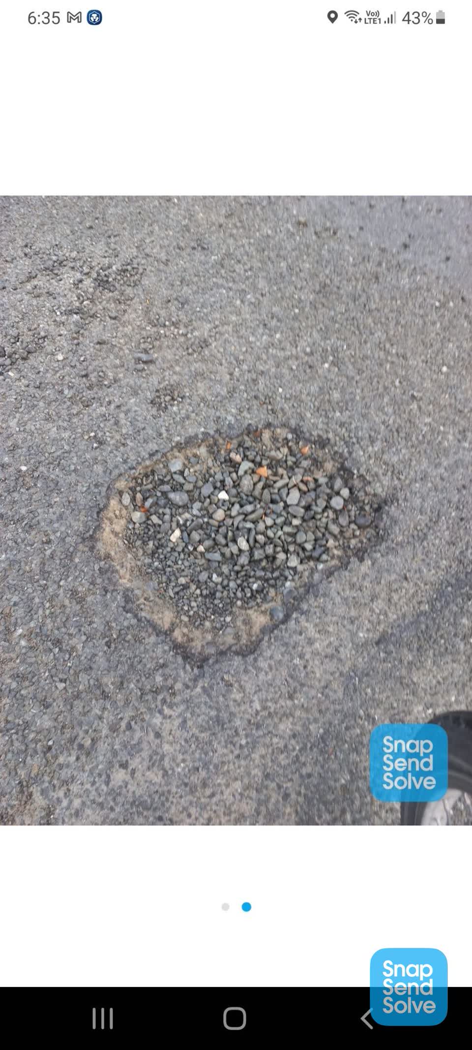 The photograph attached to this roading/streets report