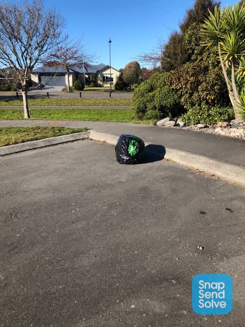 Rubbish/Recycling, a report photo