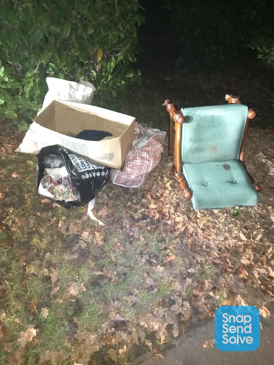 The photograph attached to this rubbish/recycling report