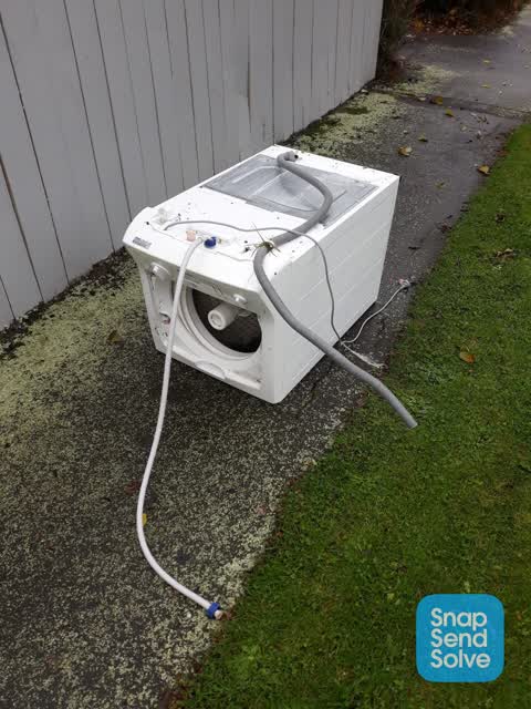 Rubbish/Recycling, a report photo