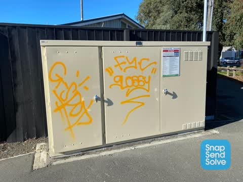 Graffiti, a report photo