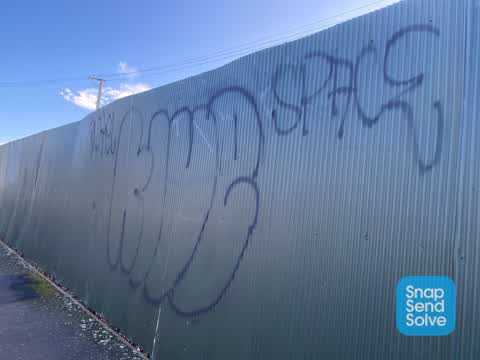 Graffiti, a report photo