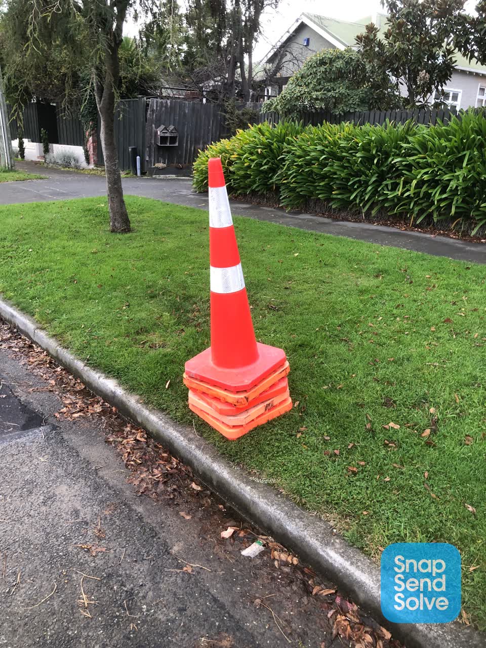 The photograph attached to this roading/streets report