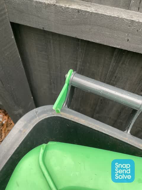 Rubbish/Recycling, a report photo